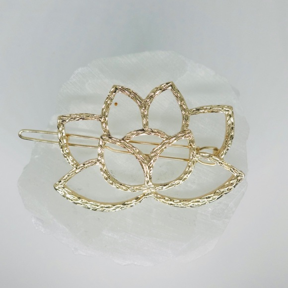 Lotus Gold Hair Barette - Picture 5 of 5